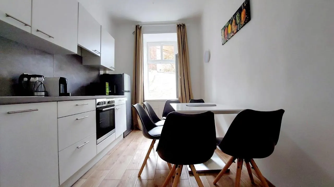Central & Spacious Checkinvienna Apartment Wiedeń
